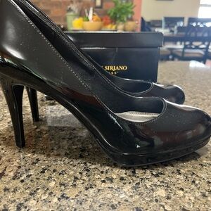 Women’s black Christian Siriano patent 4” heels, size 9 1/2